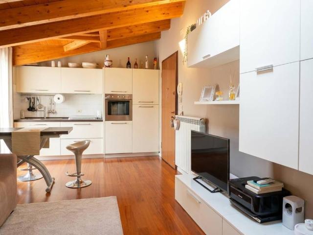 Appartamento in vendita a Zona Ovest, Brescia
