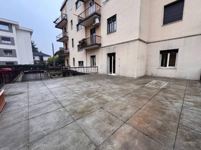 Appartamento in vendita a Villaggio Giorgio Montini, Brescia