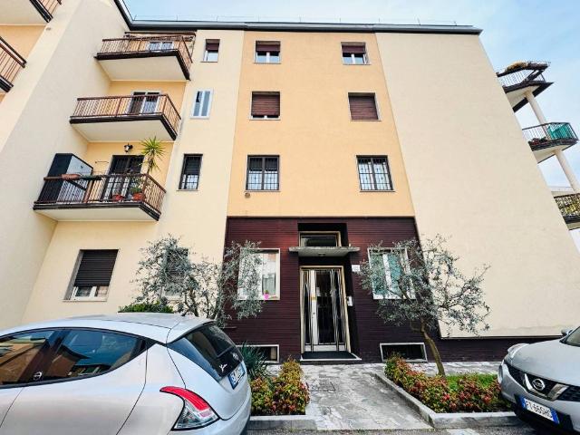 Appartamento in vendita a Zona Nord, Brescia