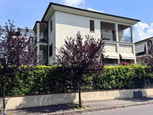 Appartamento in vendita a Zona Sud, Brescia