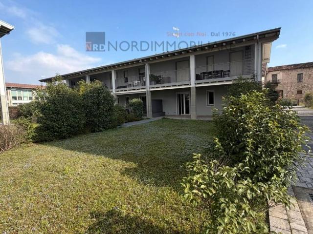 Appartamento in vendita a Zona Est, Brescia