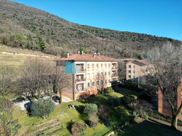 Appartamento in vendita a Zona Est, Brescia