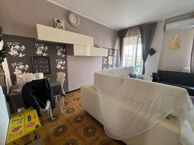 Appartamento in vendita a Zona Est, Brescia