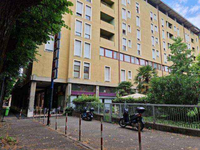Appartamento in vendita a Zona Centro, Brescia