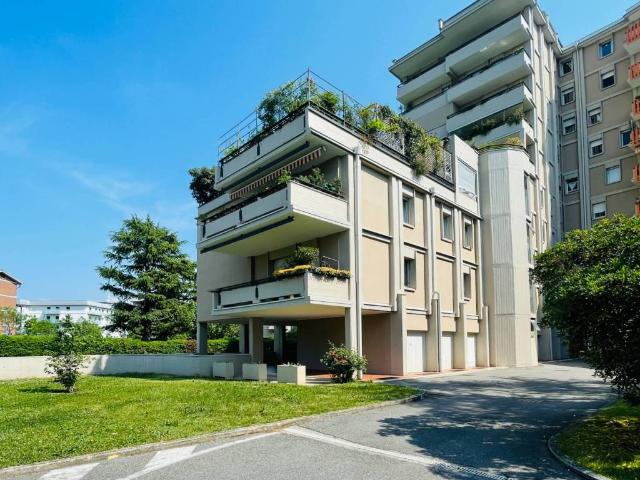 Appartamento in vendita a Zona Nord, Brescia