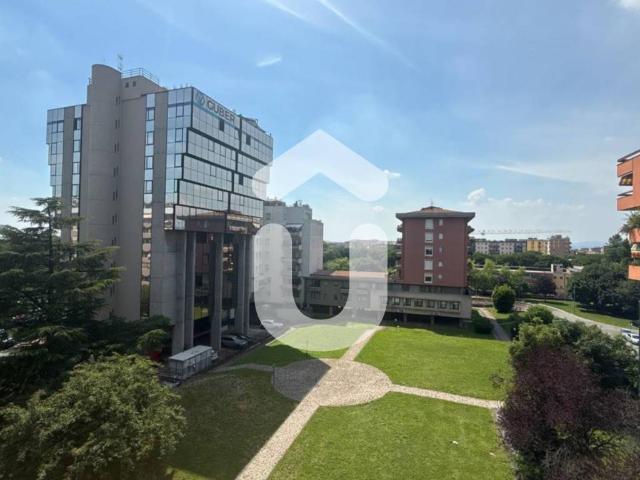 Appartamento in vendita a Zona Sud, Brescia