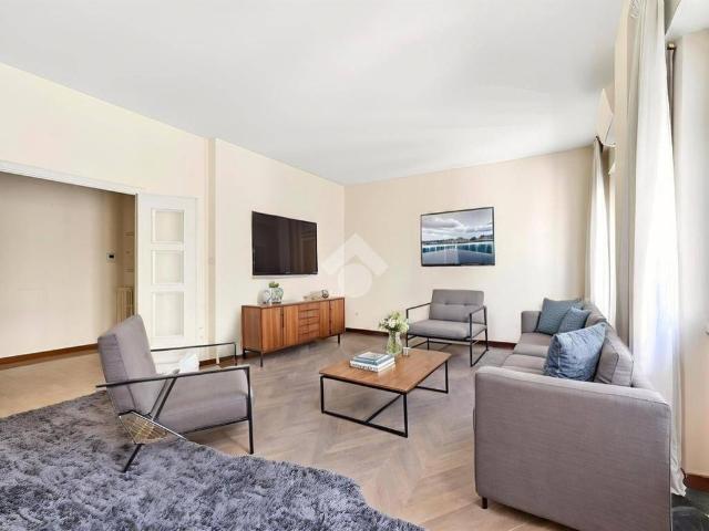 Appartamento in vendita a Zona Centro, Brescia
