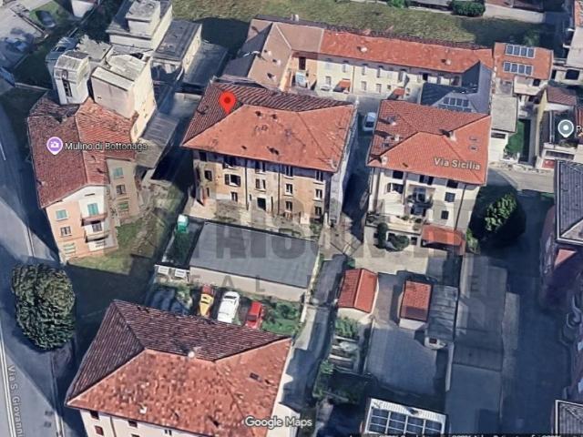 Appartamento in vendita a Zona Sud, Brescia