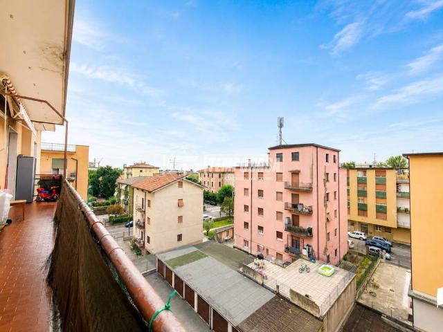Appartamento in vendita a Zona Ovest, Brescia