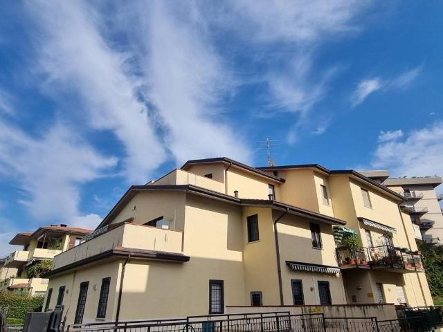 Appartamento in vendita a Zona Ovest, Brescia