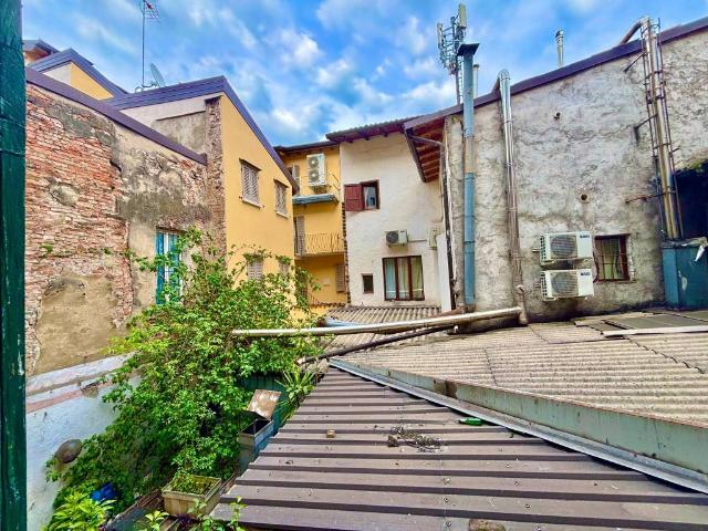 Appartamento in vendita a Zona Centro, Brescia