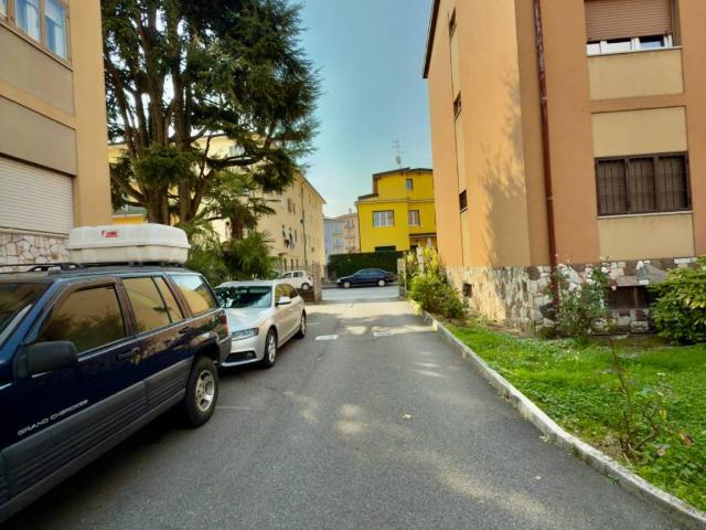 Appartamento in vendita a Zona Ovest, Brescia
