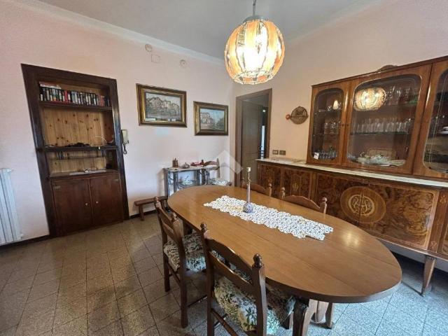 Appartamento in vendita a Zona Ovest, Brescia