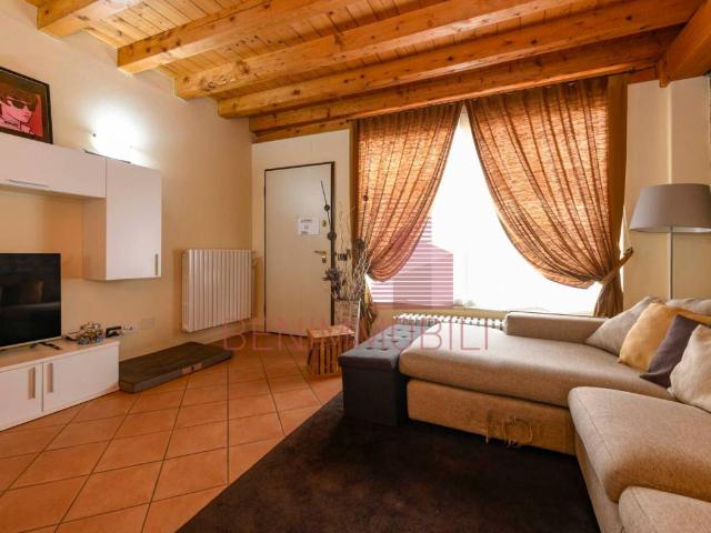 Appartamento in vendita a Zona Est, Brescia