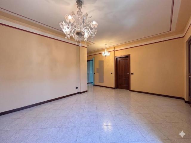 Appartamento in vendita a Zona Ovest, Brescia