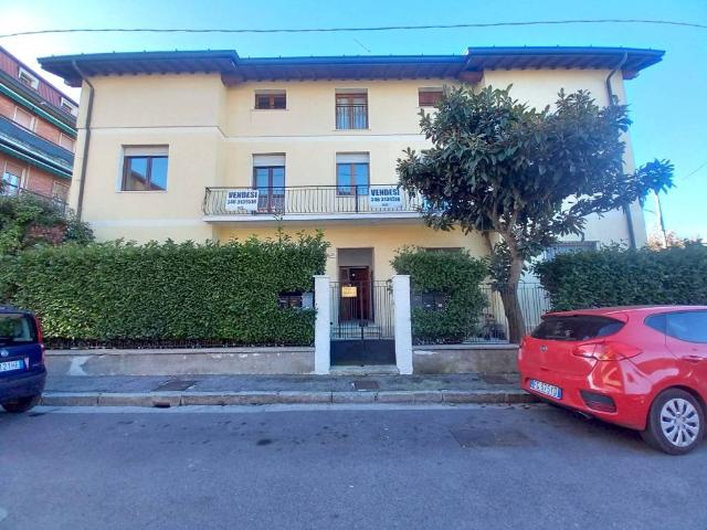 Appartamento in vendita a Zona Sud, Brescia