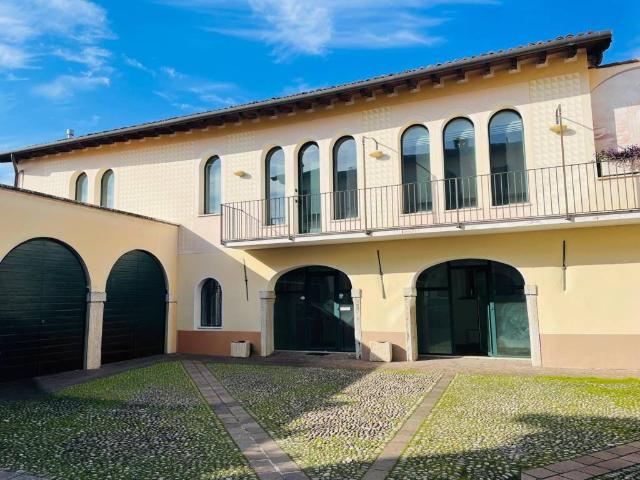 Appartamento in vendita a Zona Ovest, Brescia