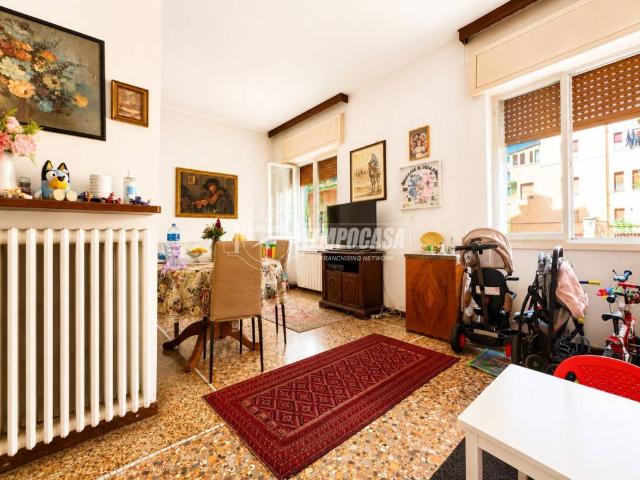 Appartamento in vendita a Zona Centro, Brescia
