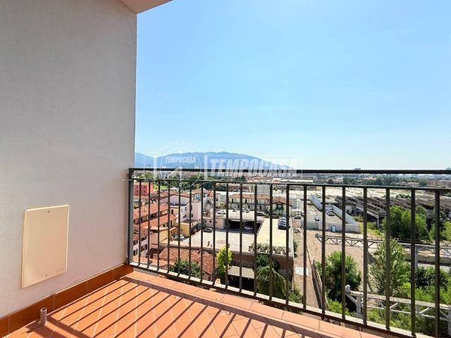 Appartamento in vendita a Zona Ovest, Brescia