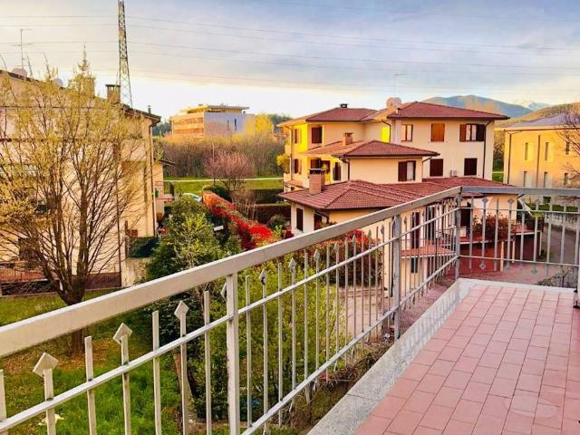 Appartamento in vendita a Zona Ovest, Brescia