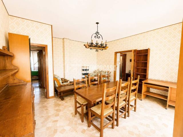 Appartamento in vendita a Zona Centro, Brescia