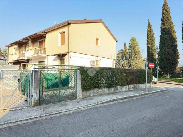 Appartamento in vendita a Chiusure, Brescia