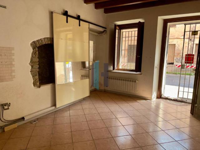 Appartamento in vendita a Zona Est, Brescia