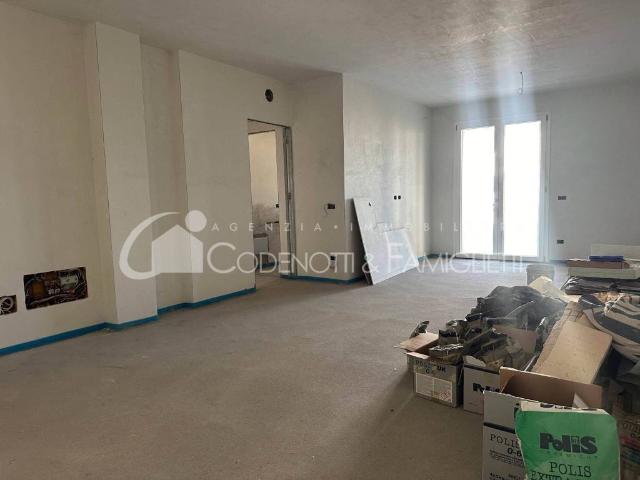 Appartamento in vendita a Zona Est, Brescia