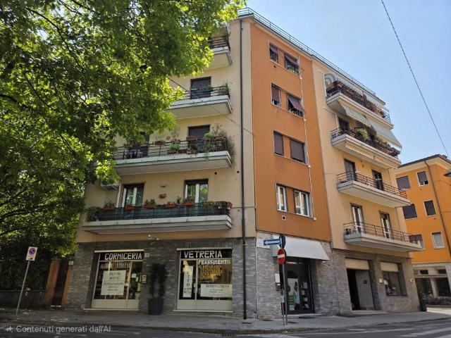 Appartamento in vendita a Zona Centro, Brescia