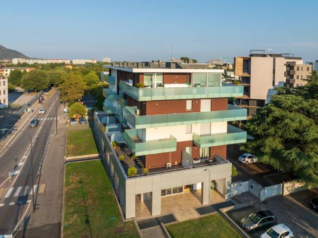 Appartamento in vendita a Zona Sud, Brescia