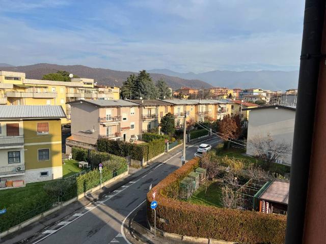 Appartamento in vendita a Zona Ovest, Brescia