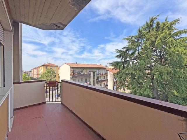 Appartamento in vendita a Zona Sud, Brescia