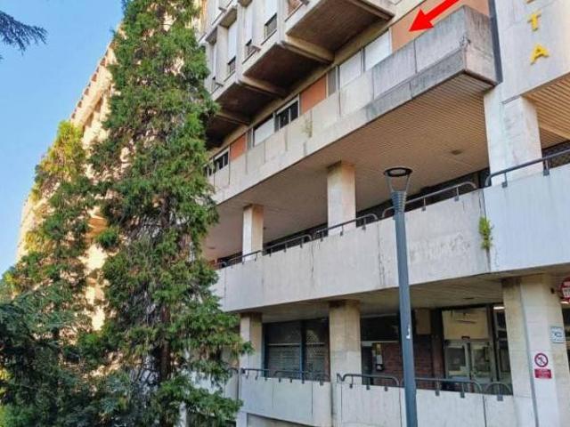 Appartamento in vendita a Zona Sud, Brescia