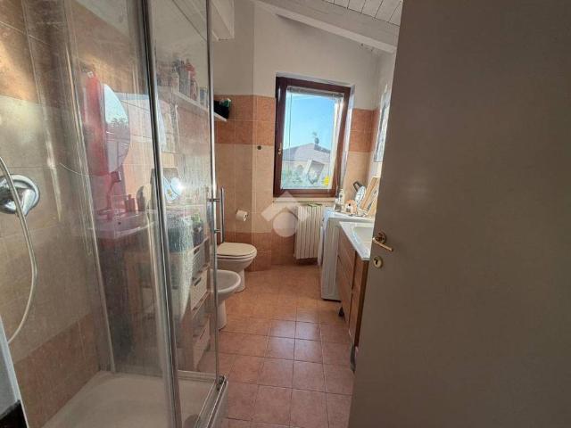 Appartamento in vendita a Zona Est, Brescia