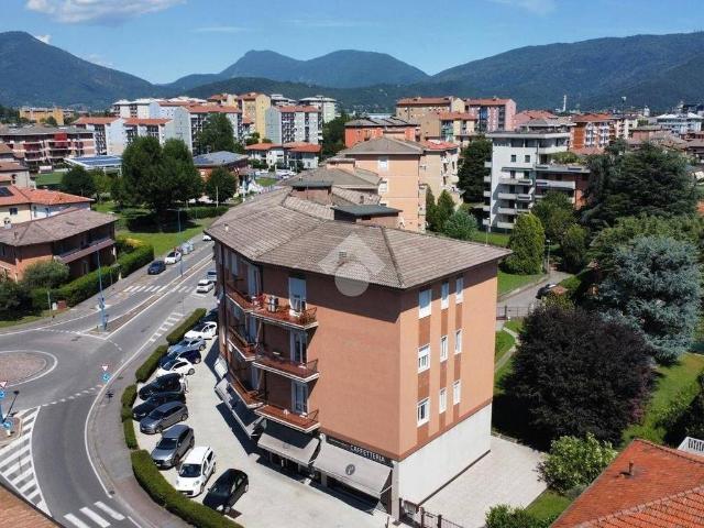 Appartamento in vendita a Zona Ovest, Brescia