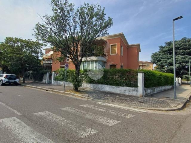 Appartamento in vendita a Zona Sud, Brescia