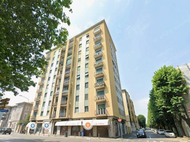 Appartamento in vendita a Zona Centro, Brescia