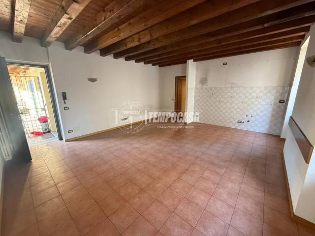 Appartamento in vendita a Brignano Gera D'adda, Lombardia