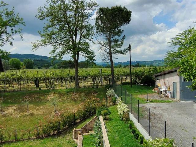 Appartamento in vendita a Unione della Romagna Faentina, Brisighella