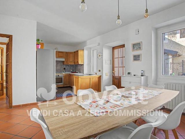Appartamento in vendita a Comunità Montana Valli del Verbano, Brissago Valtravaglia