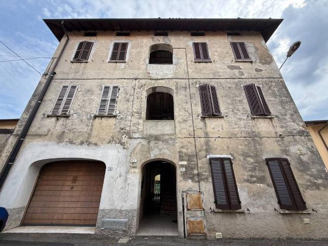Appartamento in vendita a Brivio, Lombardia