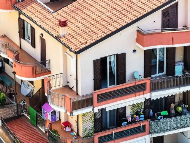 Appartamento in vendita a Brolo, Sicilia