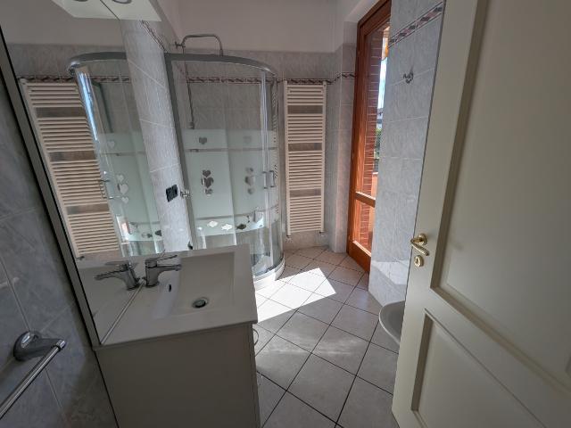 Appartamento in vendita a Broni, Lombardia