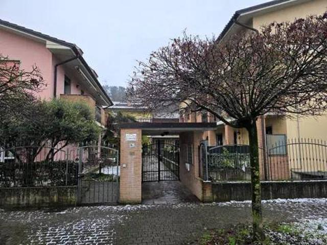 Appartamento in vendita a Broni, Pavia