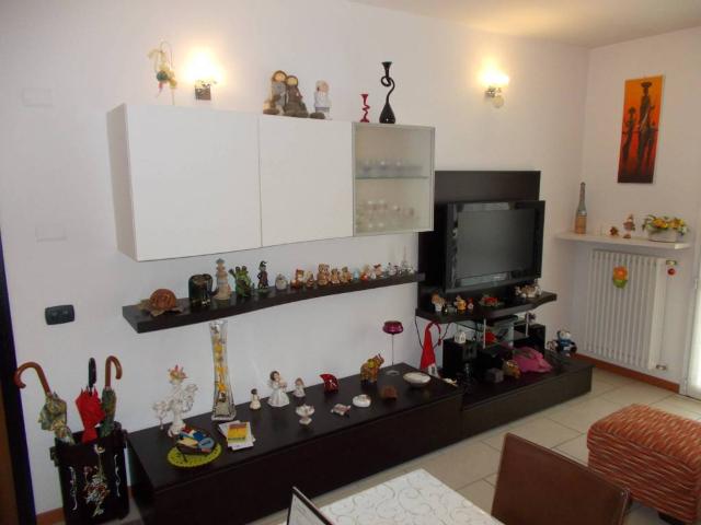 Appartamento in vendita a Broni, Lombardia