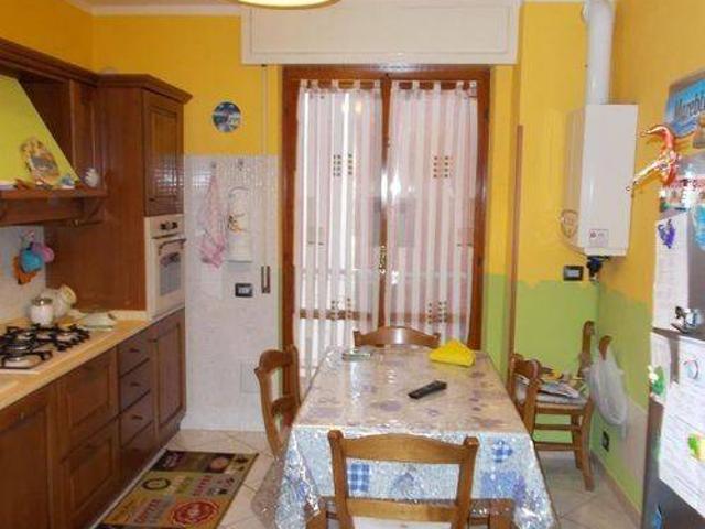 Appartamento in vendita a Broni, Lombardia