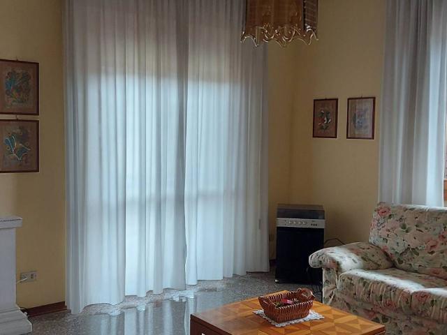Appartamento in vendita a Broni, Pavia