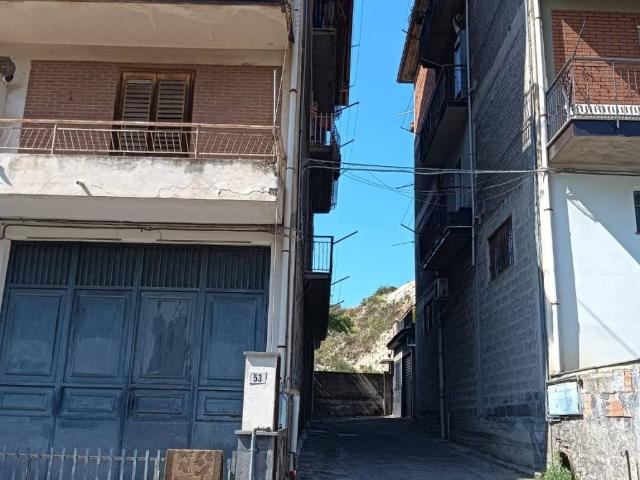 Appartamento in vendita a Bronte, Sicilia