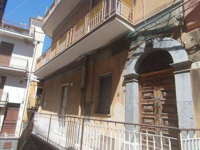 Appartamento in vendita a Bronte, Sicilia