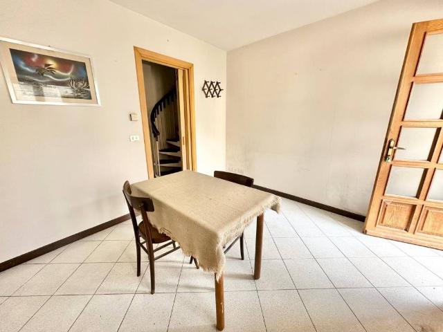 Appartamento in vendita a Picchi Inferiore, Brossasco